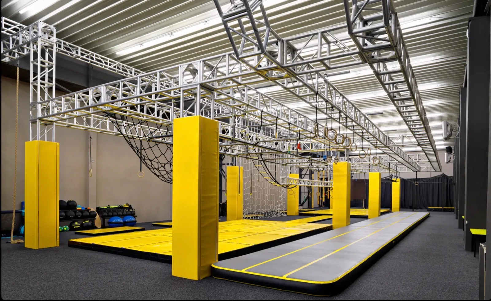 Překážková zóna v Max Fitness Plzeň